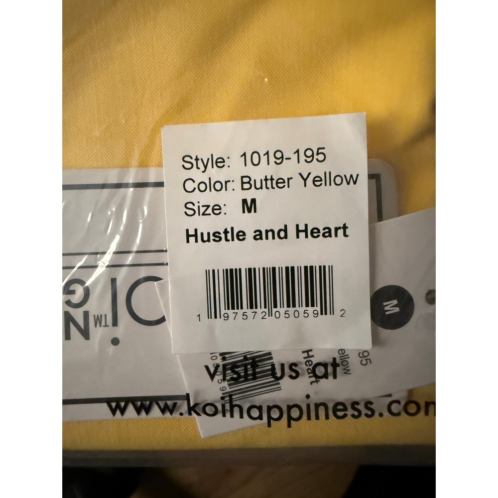 NWT- Koi Scrub Top Womens Medium Butter Yellow Next Gen Hustle and Heart NWT - Picture 2 of 6